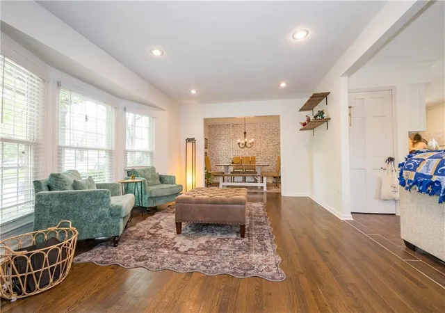 1st image of 6807 Nw Birch Ln, Kansas City, MO 64151 | MLS# 2617118