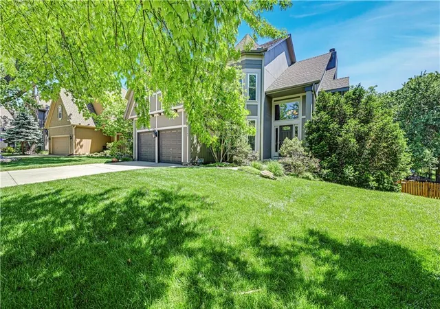 4th image of 12141 S Rene St, Olathe, KS 66062 | MLS# 2617137