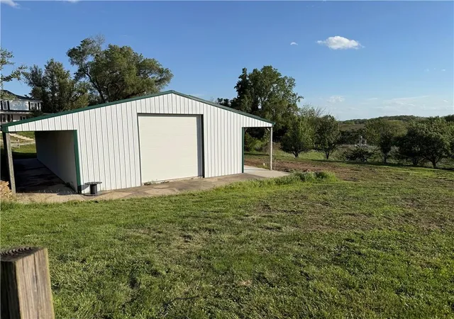 Photo 2 of Land for sale at 10585 Southeast 32nd Rd, Saint Joseph, MO 64507 | MLS# 2617168 | Listing updated on 2026-08-07