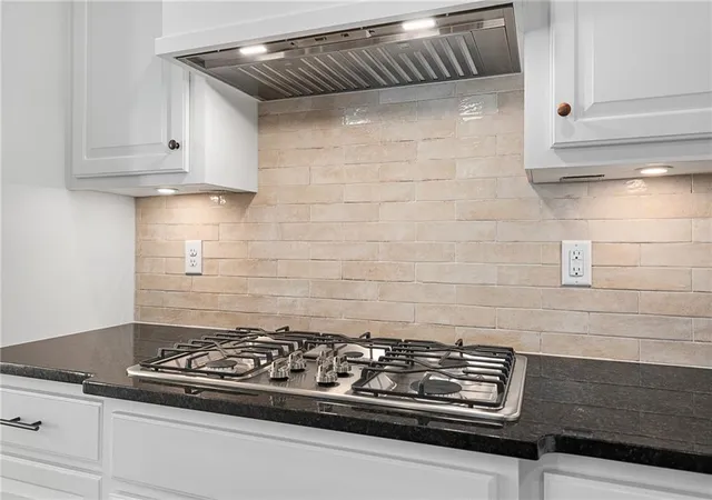 Photo 5 of Single family home for sale at 6922 NE 102nd Street, Kansas City, MO 64156 | MLS# 2617239 | Listing updated on 2026-09-04