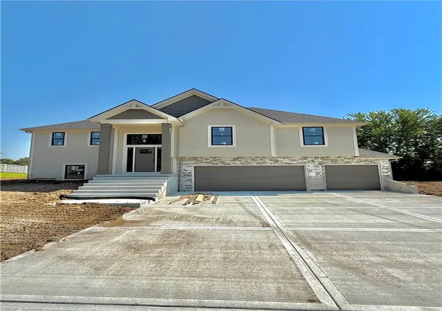 Photo 1 of Single family home for sale at 12408 Morgan St, Excelsior Springs, MO 64024 | MLS# 2617269 | Listing updated on 2026-09-30