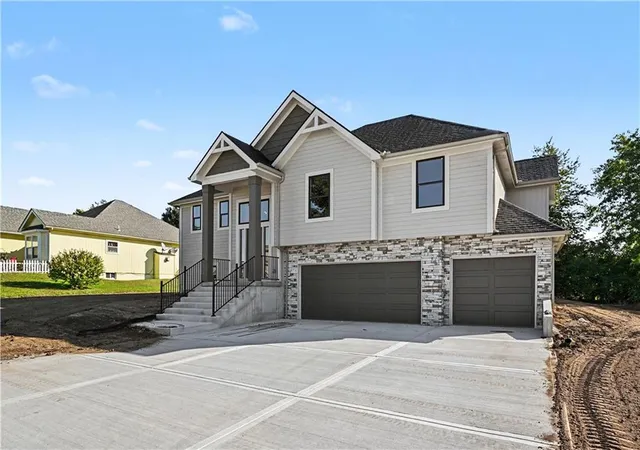Photo 3 of Single family home for sale at 12408 Morgan St, Excelsior Springs, MO 64024 | MLS# 2617269 | Listing updated on 2026-10-13