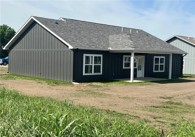 3rd image of 500 Catalpa St, Independence, KS 67301 | MLS# 2617272