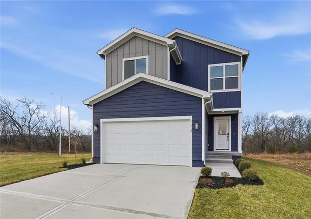 1st image of 4801 Sw 6th Ter, Blue Springs, MO 64014 | MLS# 2617287
