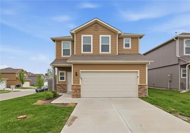 Photo 1 of Sale Pending at 21305 W 215th Terrace, Spring Hill, KS 66083 | MLS# 2617324 | Listing updated on 2026-09-29