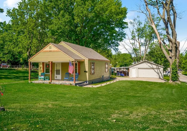 1st image of 1540 N Noland Rd, Independence, MO 64050 | MLS# 2617347
