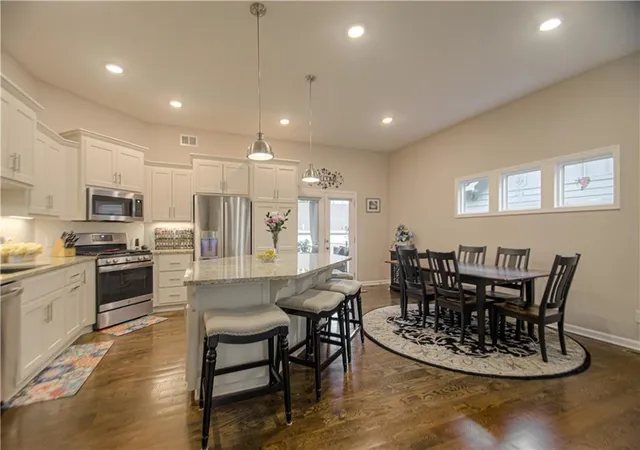 Homes for sale in Liberty, MO | 1913 Cemco Dr, Liberty, MO 64068 | MLS# 2617355