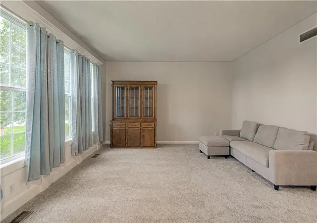 5th image of 8720 Ne 149Th St, Liberty, MO 64068 | MLS# 2617357