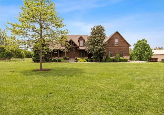 Homes for sale in De Soto, KS | 8980 Rowen Rd, De Soto, KS 66018 | MLS# 2617476