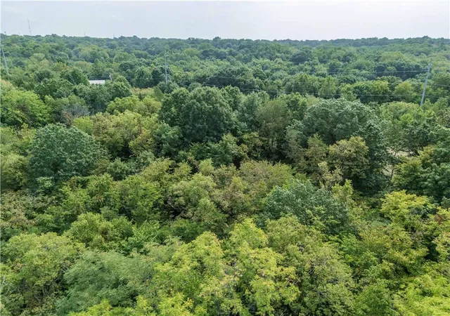 5th image of 8505 N 83rd St, Kansas City, KS 66109 | MLS# 2617539