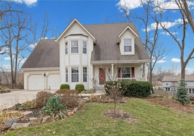 1st image of 10913 Oak Dr, Kansas City, KS 66109 | MLS# 2617605