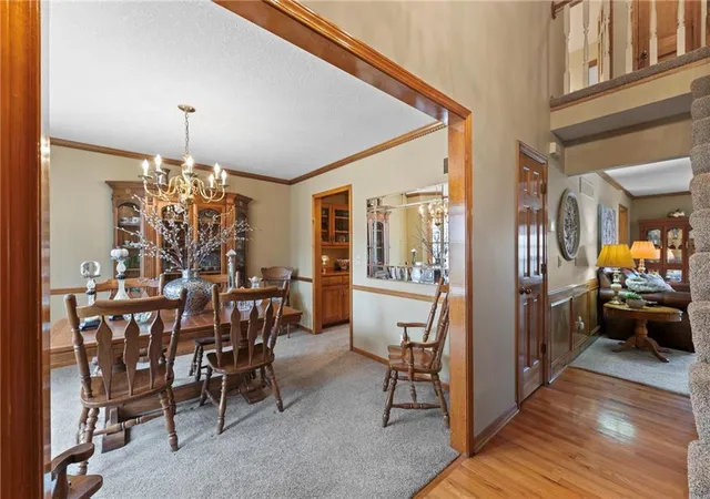 5th image of 10913 Oak Dr, Kansas City, KS 66109 | MLS# 2617605