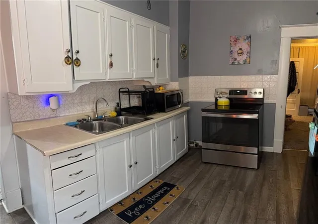 Photo 3 of Sale Pending at 2609 Monterey St, Saint Joseph, MO 64507 | MLS# 2617649 | Listing updated on 2026-08-27