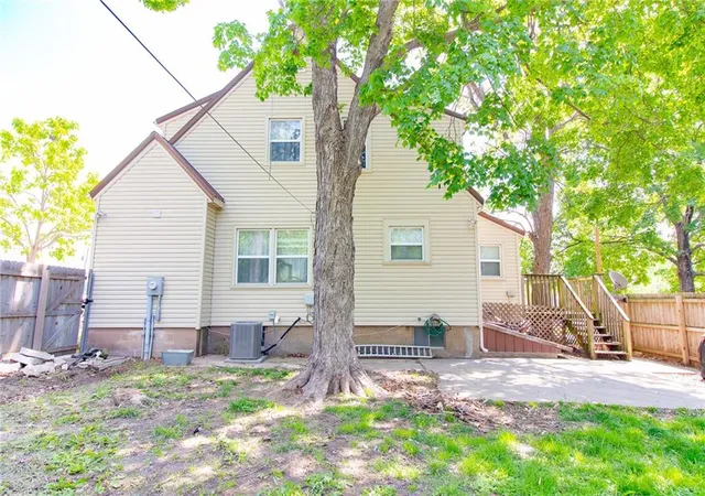 Homes for sale in Pleasant Hill, MO | 219 S Front St, Pleasant Hill, MO 64080 | MLS# 2617658