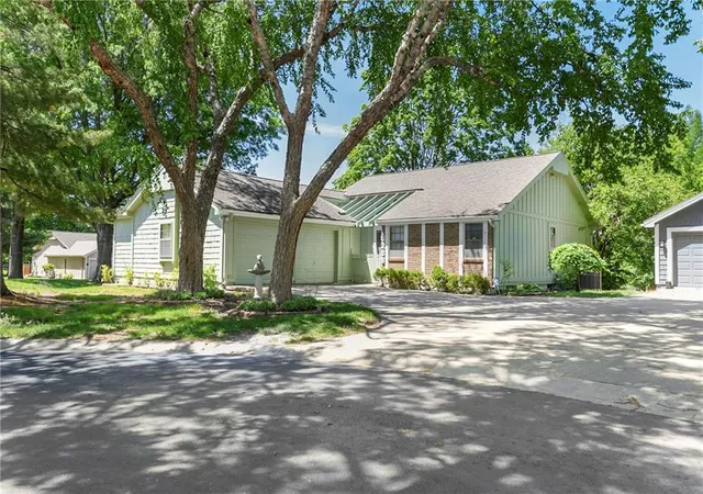 1st image of 8266 Monrovia St, Lenexa, KS 66215 | MLS# 2617680