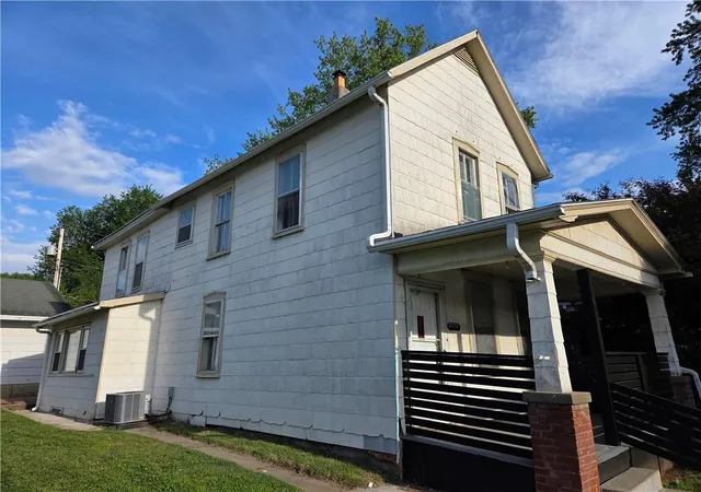 Photo 3 of Single family home for sale at 3112 N 11th Street, Saint Joseph, MO 64505 | MLS# 2617706 | Listing updated on 2026-07-17