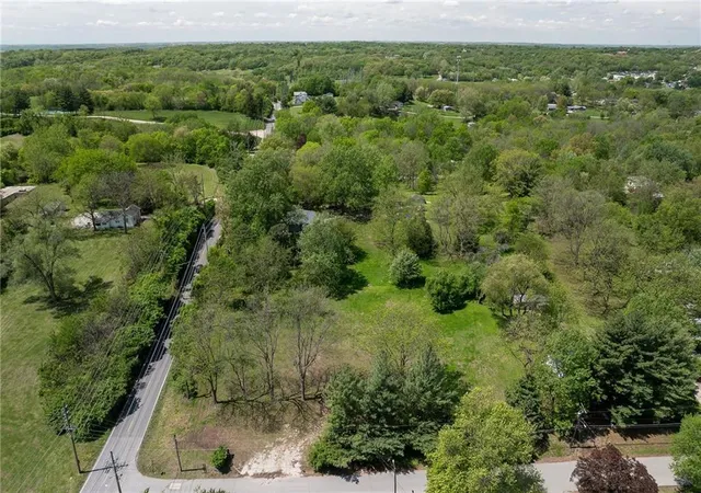 4th image of 4406 Orchard Rd, Saint Joseph, MO 64505 | MLS# 2617709