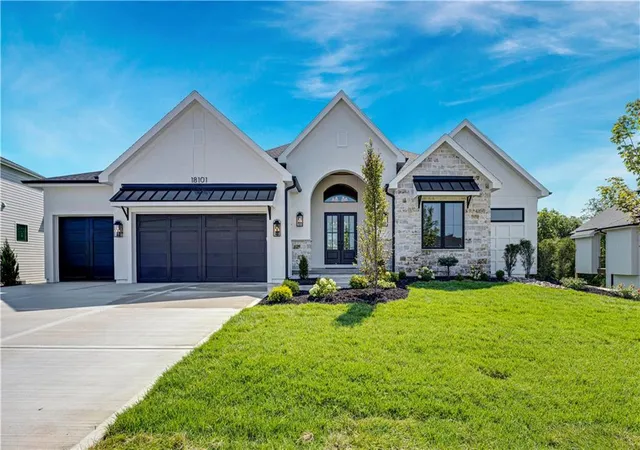 Single family home for sale at 18101 Cody St, Overland Park, KS 66013 | MLS# 2617775