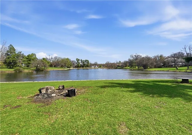 Photo 4 of Single family home for sale at 8801 Mission Rd, Leawood, KS 66206 | MLS# 2617850 | Listing updated on 2026-08-29