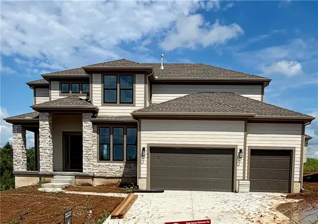 1st image of 6104 Barth Rd, Shawnee, KS 66226 | MLS# 2617872