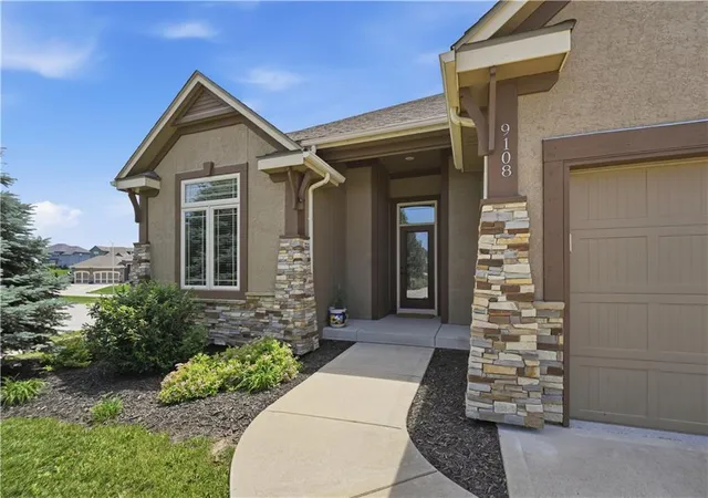2nd image of 9108 N Seymour Ave, Kansas City, MO 64153 | MLS# 2617908