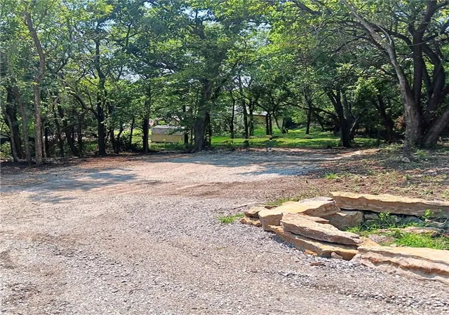 1st image of 2 6 Pecan Dr, Linn Valley, KS 66040 | MLS# 2617986