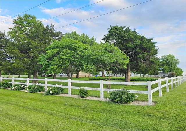 Homes for sale in Garnett, KS | 19916 Nw 1600 Rd, Garnett, KS 66032 | MLS# 2618008