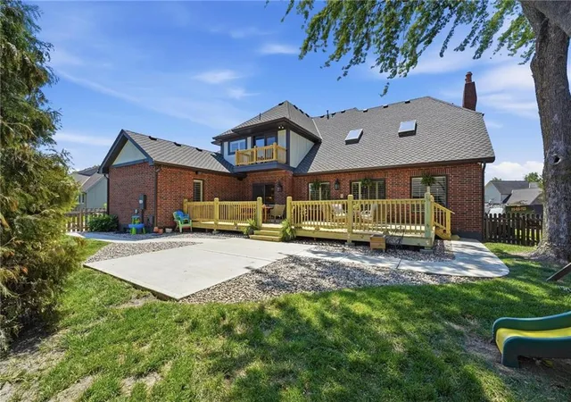 1st image of 2448 Nw Valley View Dr, Lees Summit, MO 64081 | MLS# 2618031