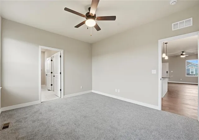5th image of 12427 S Redwood St, Lees Summit, MO 64086 | MLS# 2618061