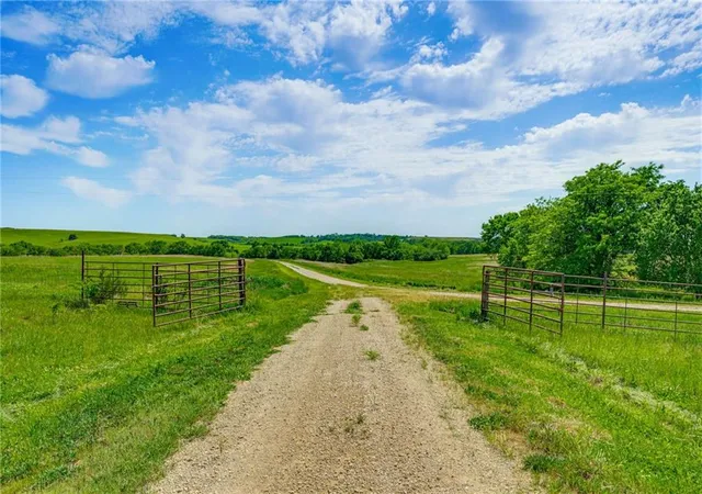Homes for sale in Overbrook, KS | 240 Acres M/L N 750 Rd, Overbrook, KS 66524 | MLS# 2618138