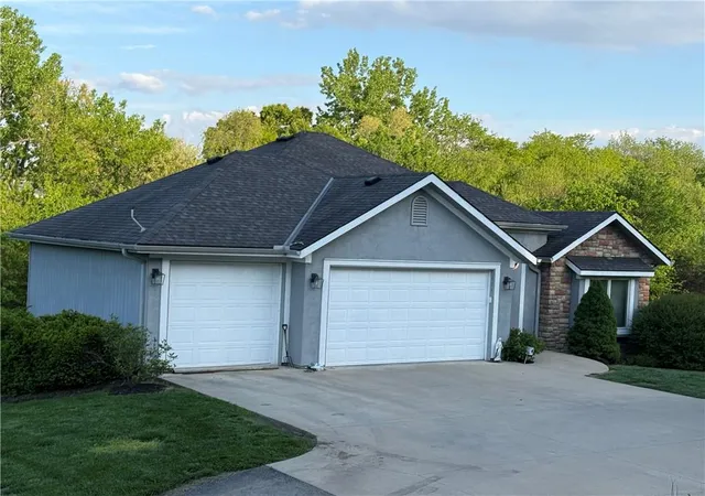 1st image of 134 Deer Run Rd, Atchison, KS 66002 | MLS# 2618169