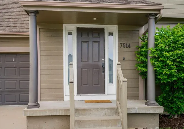 Photo 2 of Sale Pending at 7514 N Lewis Ave, Kansas City, MO 64158 | MLS# 2618214 | Listing updated on 2026-09-04