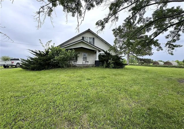 Photo 1 of Sale Pending at 19354 235th Street, Jameson, MO 64670 | MLS# 2618272 | Listing updated on 2026-08-11