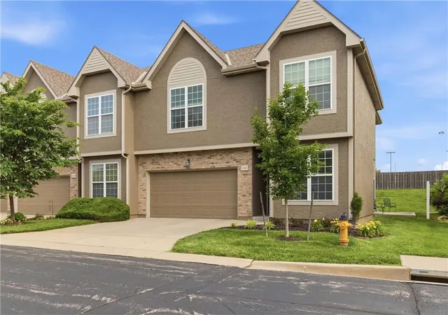 Homes for sale in Shawnee, KS | 15602 W 61st St, Shawnee, KS 66217 | MLS# 2618281