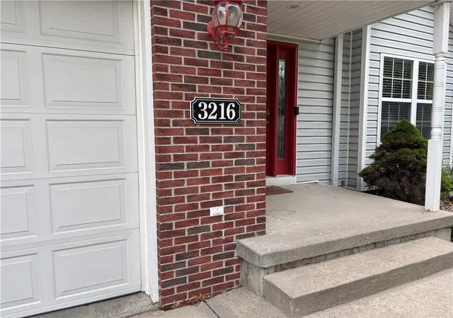 Photo 3 of Single family home for sale at 3216 Morton Ln, Saint Joseph, MO 64506 | MLS# 2618306 | Listing updated on 2026-08-28
