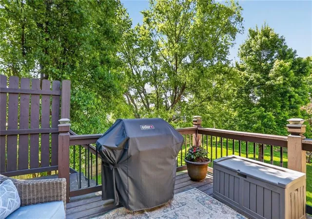 Homes for sale in Kansas City, MO | 11107 N Madison Ct, Kansas City, MO 64155 | MLS# 2618376