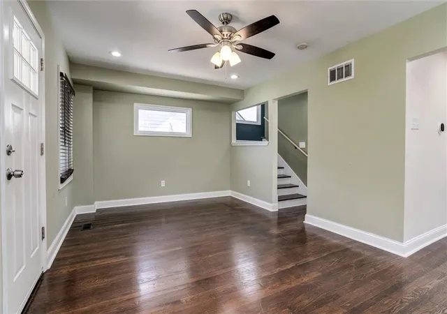 Homes for sale in Kansas City, MO | 5427 Euclid Ave, Kansas City, MO 64130 | MLS# 2618394