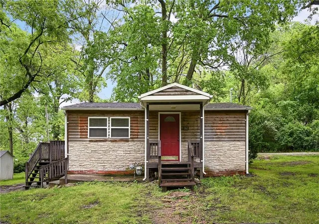 4th image of 161 T St, Lake Lotawana, MO 64086 | MLS# 2618462
