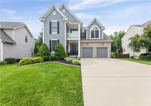 1st image of 16019 S Locust St, Olathe, KS 66062 | MLS# 2618472