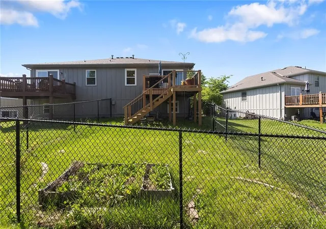 Listing Photo 2 - Condo for sale in building located at 5330 NW 87th Ct, Kansas City, MO 64154 - Unit #