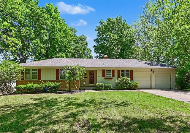 Homes for sale in Raytown, MO | 10508 E 82nd St, Raytown, MO 64138 | MLS# 2618566