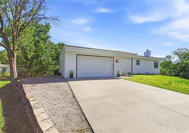 5th image of 15 Ne Johnson St, Lees Summit, MO 64063 | MLS# 2618635