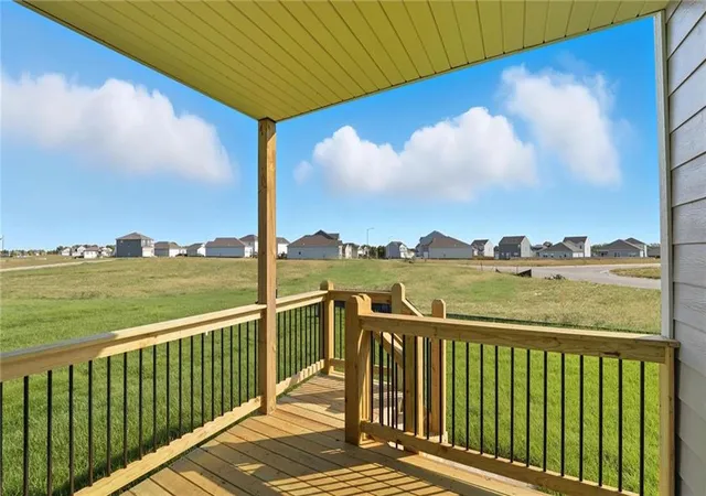 Homes for sale in Smithville, MO | 302 Lake Meadows Dr, Smithville, MO 64089 | MLS# 2618732