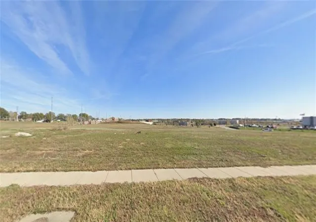 3rd image of 1901 N 100th Ter, Kansas City, KS 66111 | MLS# 2618736