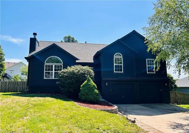 2nd image of 14503 Shamrock Wy, Smithville, MO 64089 | MLS# 2618745