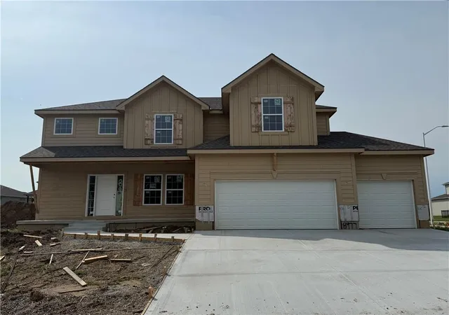 Photo 2 of Single family home for sale at 8977 Ne 99th Street, Kansas City, MO 64157 | MLS# 2618782 | Listing updated on 2026-09-05