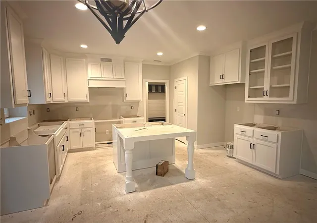 Photo 4 of Single family home for sale at 8977 NE 99th Street, Kansas City, MO 64157 | MLS# 2618782 | Listing updated on 2026-10-18