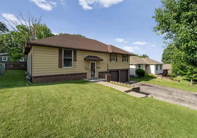 21st image of 1912 Shearer Rd, Kansas City, KS 66106 | MLS# 2618788