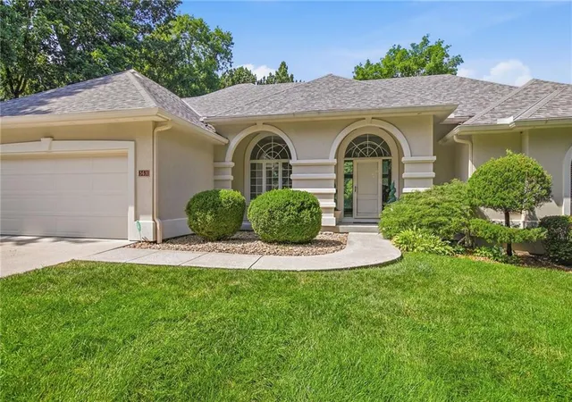 2nd image of 3431 Nw Pink Hill Cir, Blue Springs, MO 64015 | MLS# 2618842