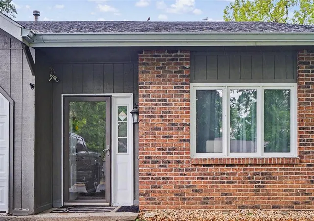 Homes for sale in Lawrence, KS | 1713 E 21St Ter, Lawrence, KS 66046 | MLS# 2618854